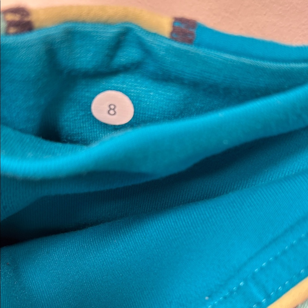 Lululemon Boogie Shorts - Picture 4 of 4